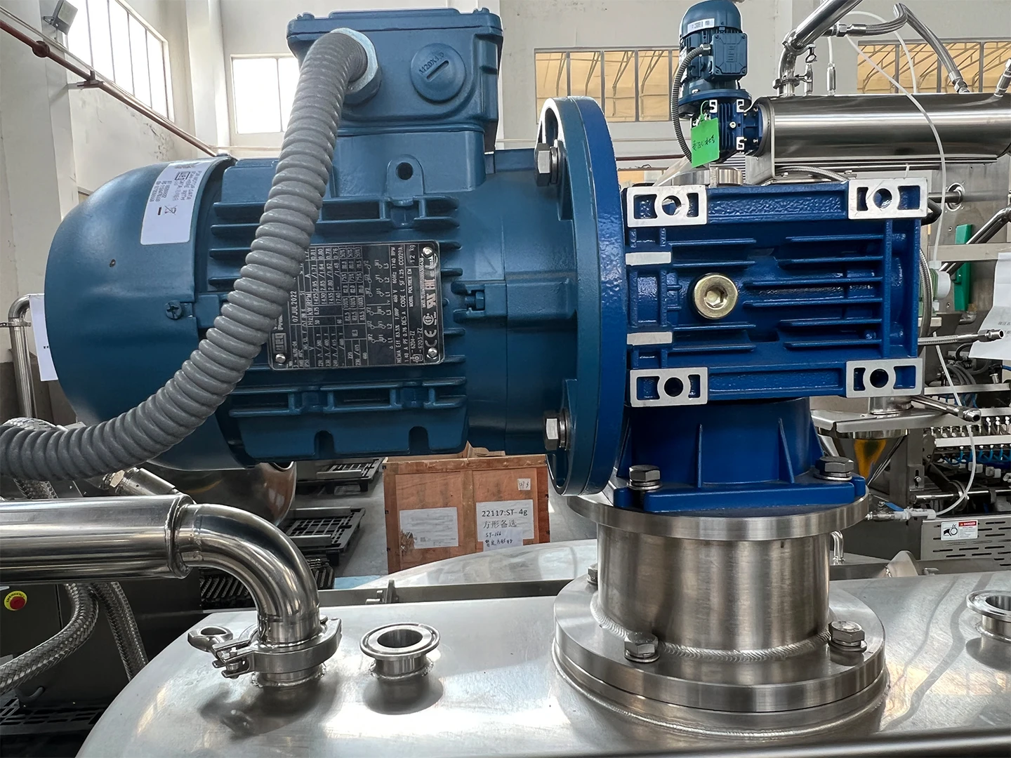 Famous brand motor sour and sweet gummy candies making machine automatic central-filled soft candy making machine