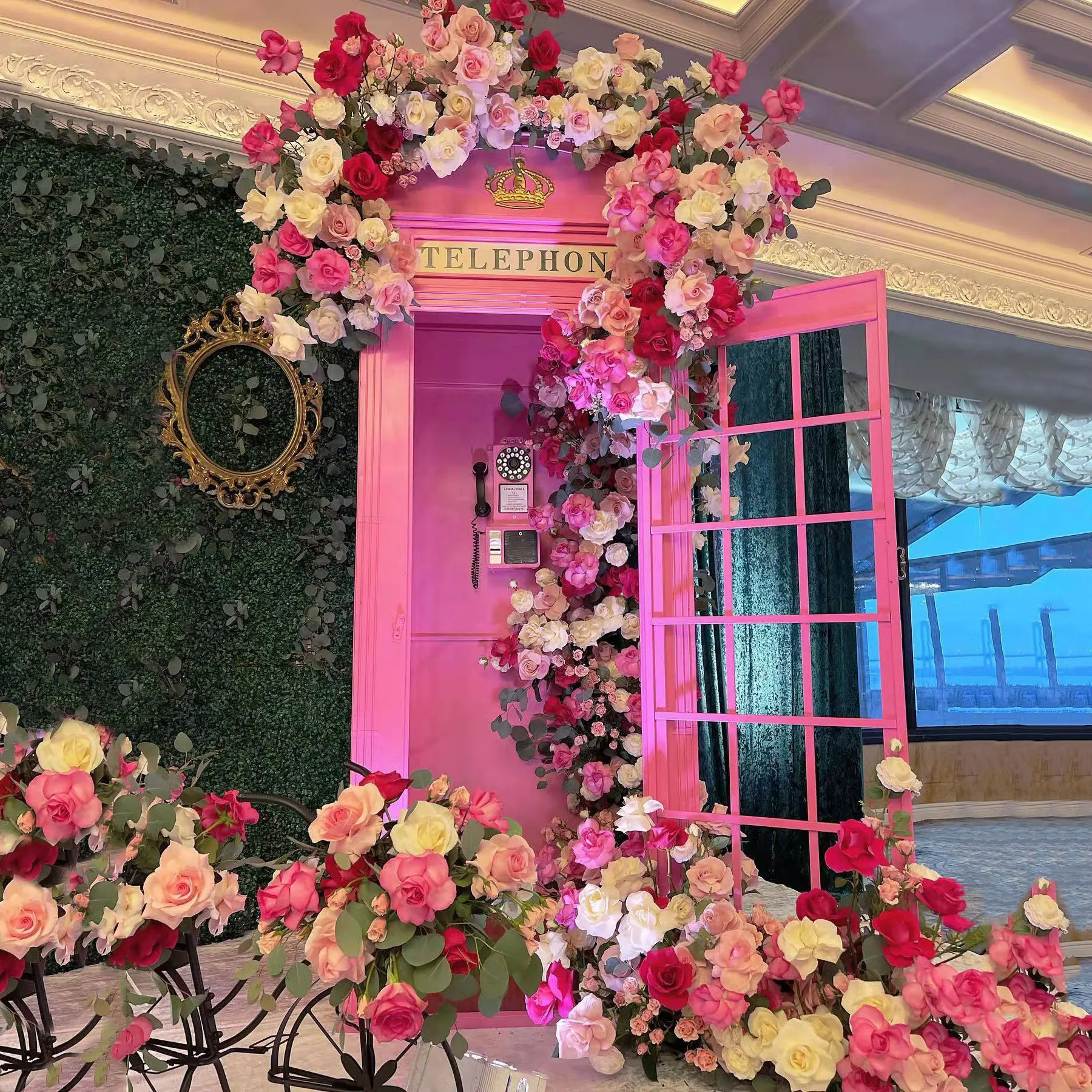 White Phone Booth Wedding Decor London Telephone Booth Party Decoration Wedding Props White Phone Booth