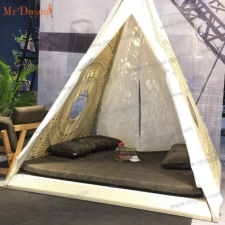 Mr.Dream high quality fashion lawn patio garden triangle rattan outdoor lounge furniture