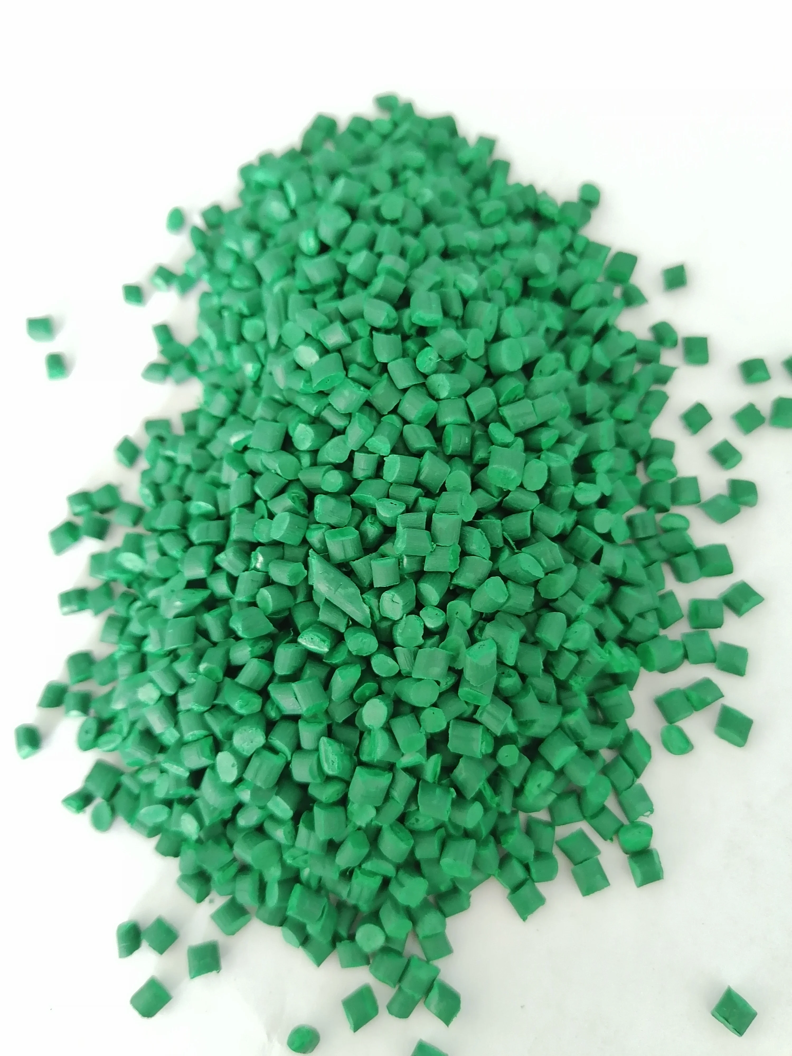 Зеленая маточная пластиковая маточная смесь