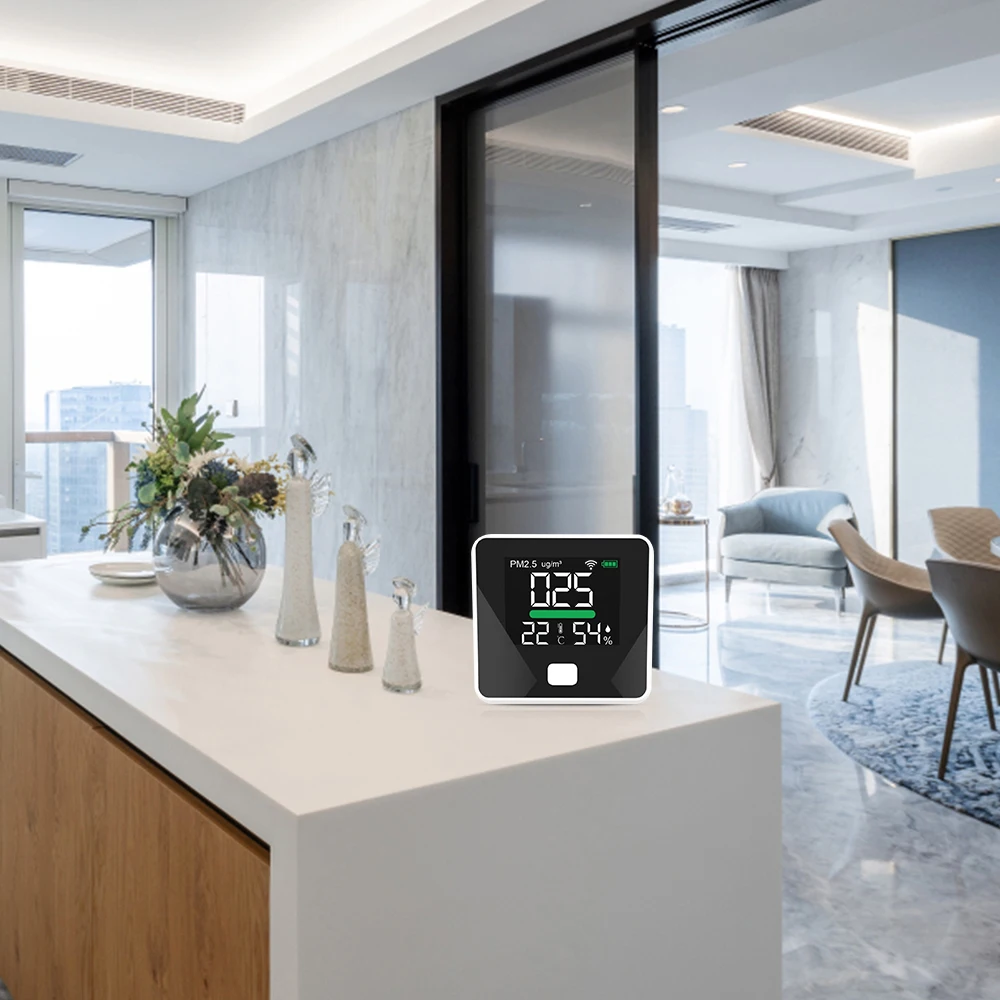 2023 new 4-in-1 professional gas analyzer PM2.5 Temperature and Humidity meter Mobile App Interconnection air pollution monitor