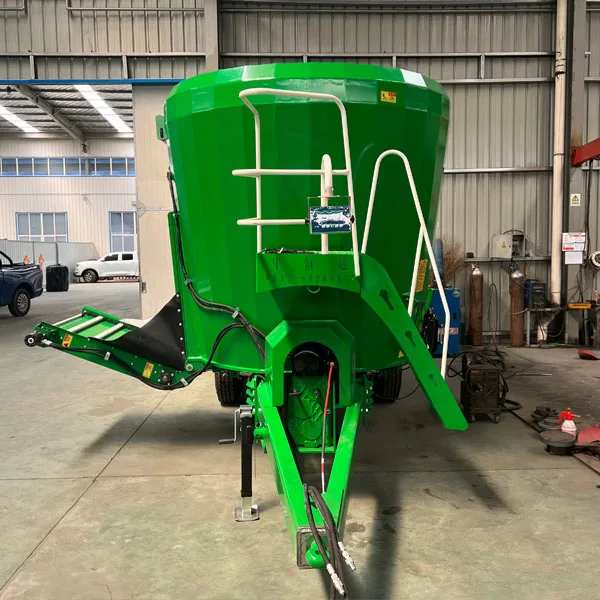 22 Cube Feeding Mixing Machine Cow Cattle Camel Animal Feed Mixer for Dairy Farm Equipment Grinder Tractor Traction Pto Driven