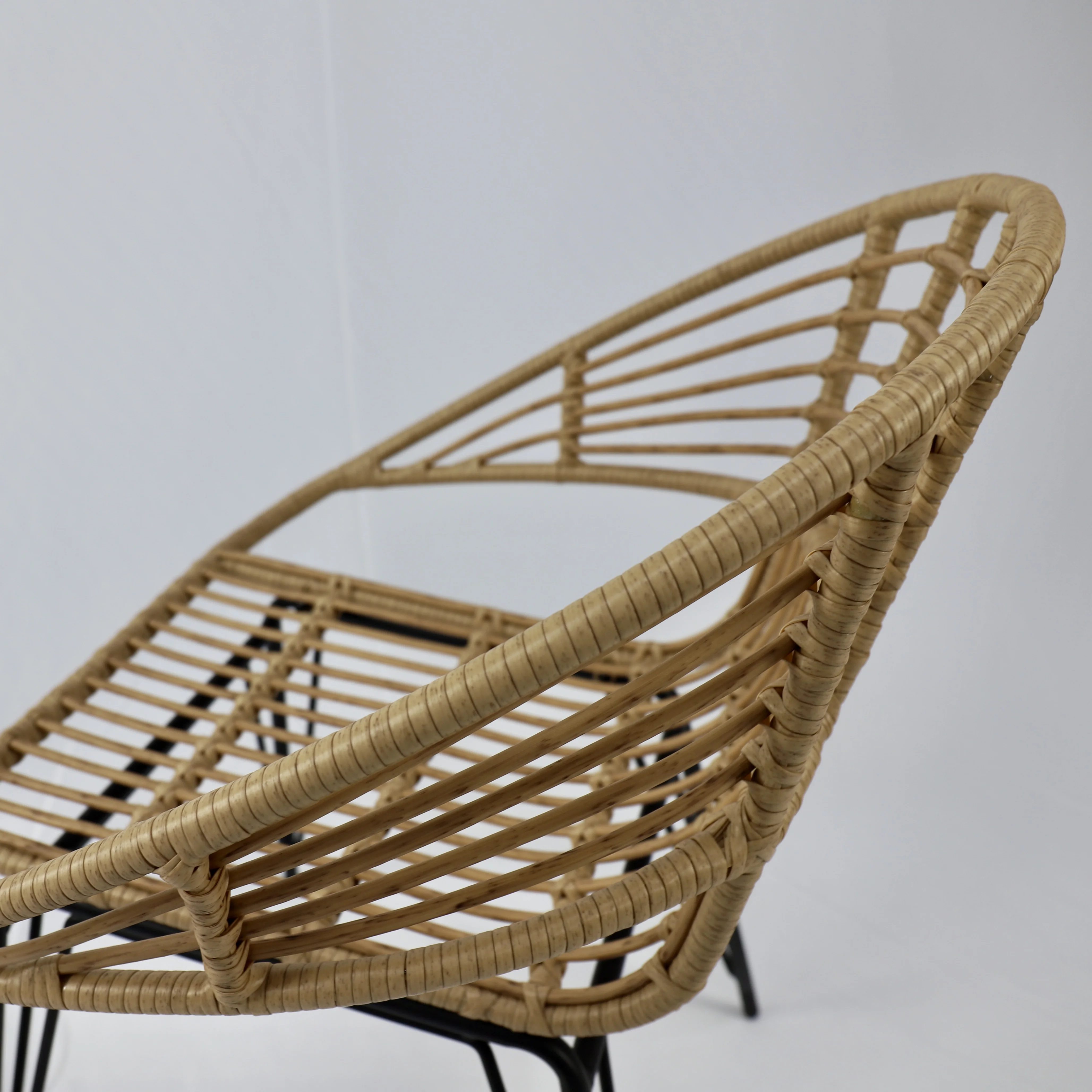 MCI Factory Outdoor Patio Hot Sales High Quality Plastic Rattan Sun Lounge Chair For Sale