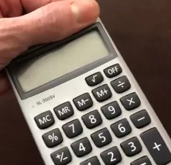 Quality Solar Dual Power Tilt 8-Digit Standard Function Basic Calculator with Big Numbers