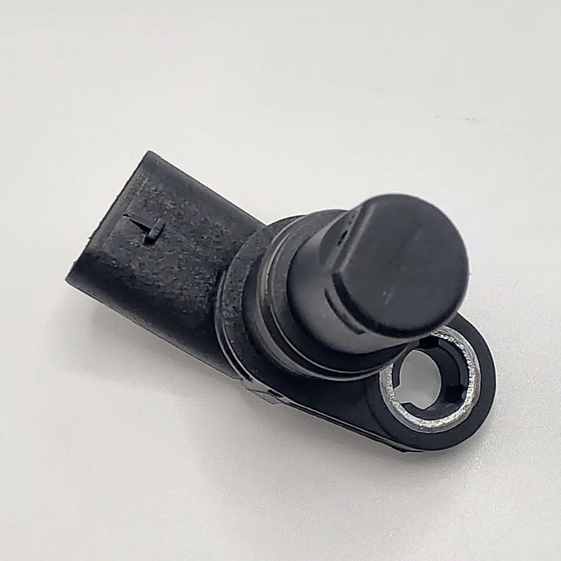 New Car Engine Spare Parts Camshaft Position Sensor 06H905163B  FOR Audi A3 A4 A5 A6 A8 Q3 Q5 Q7 R8 TT