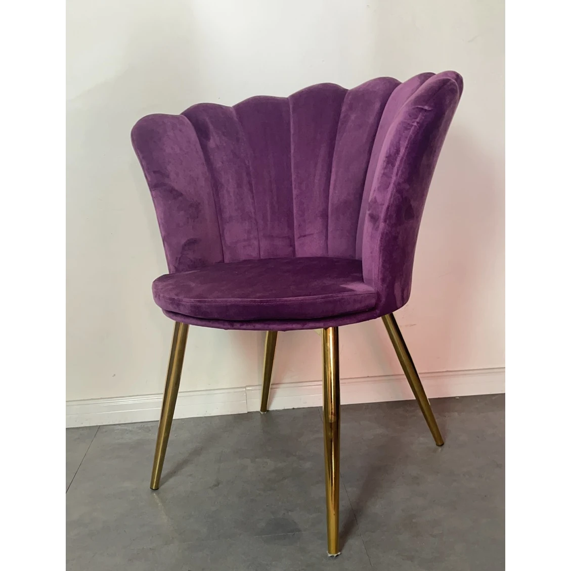 
home furniture modern leisure coffee sofa chair Accent Chair pink velvet Flower Shell Dining Chair with golden metal Legs 