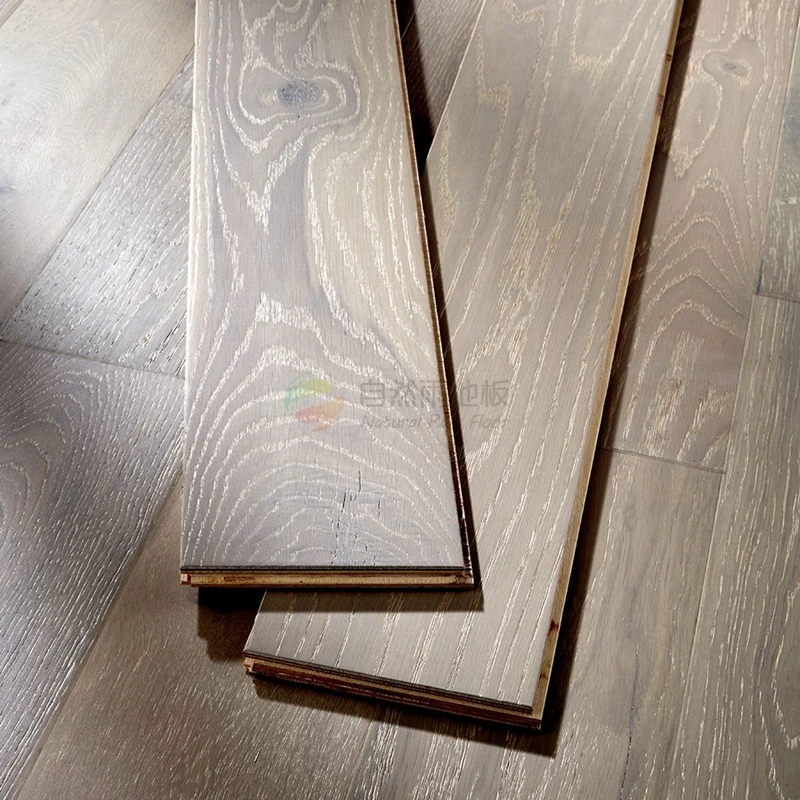 200 цветов в наличии, хорошее качество, деревянный настил из русского белого дуба