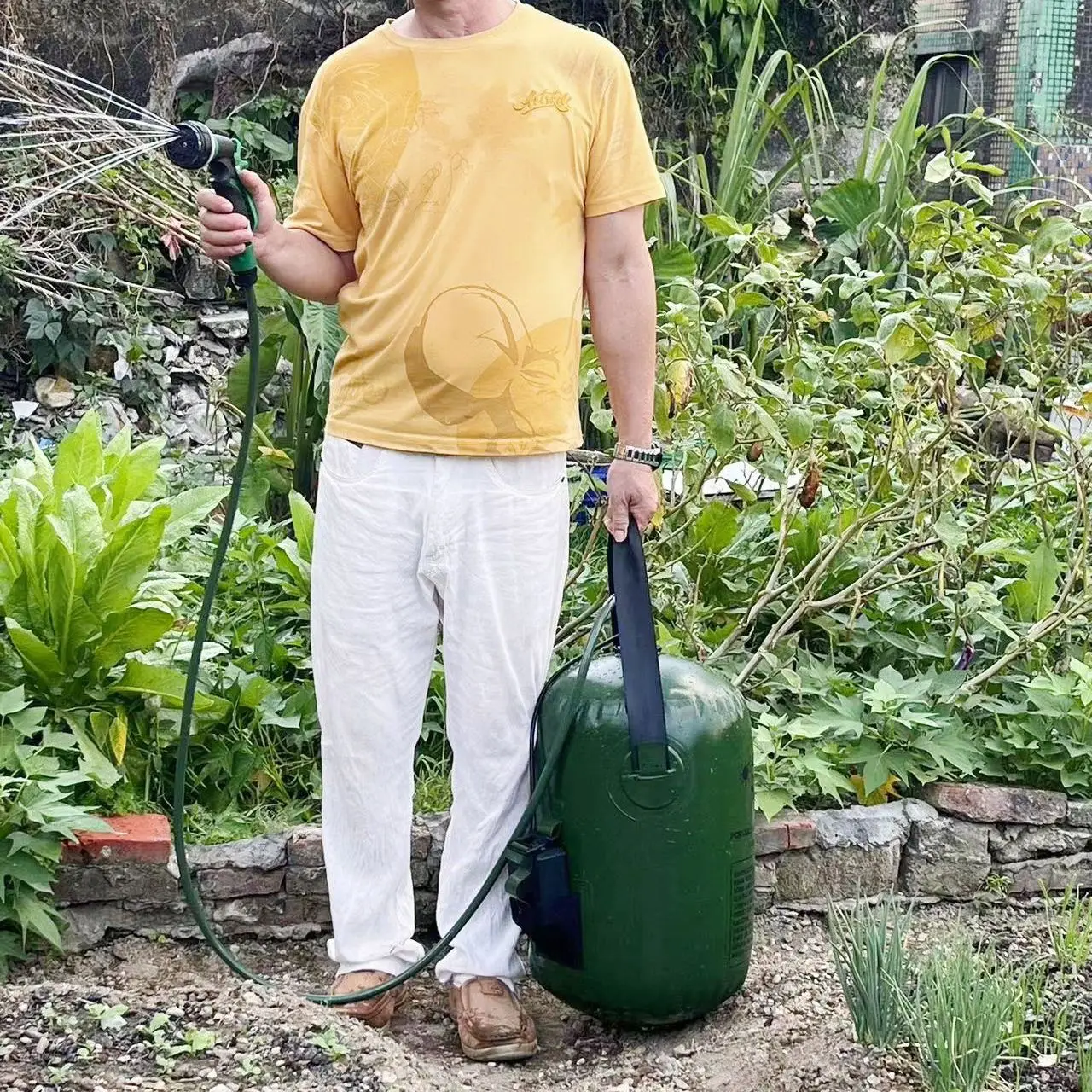 5 Gallons/20L Camping Beach Swimming Solar Heating Camping Shower Bag with Removable Hose & On-Off Switchable Shower Head