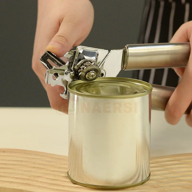 Heavy Duty Stainless Steel Manual Can Opener Oversized Easy Turn Knob Sharp Cutting Wheel Good Grips with Built-in Bottle Opener