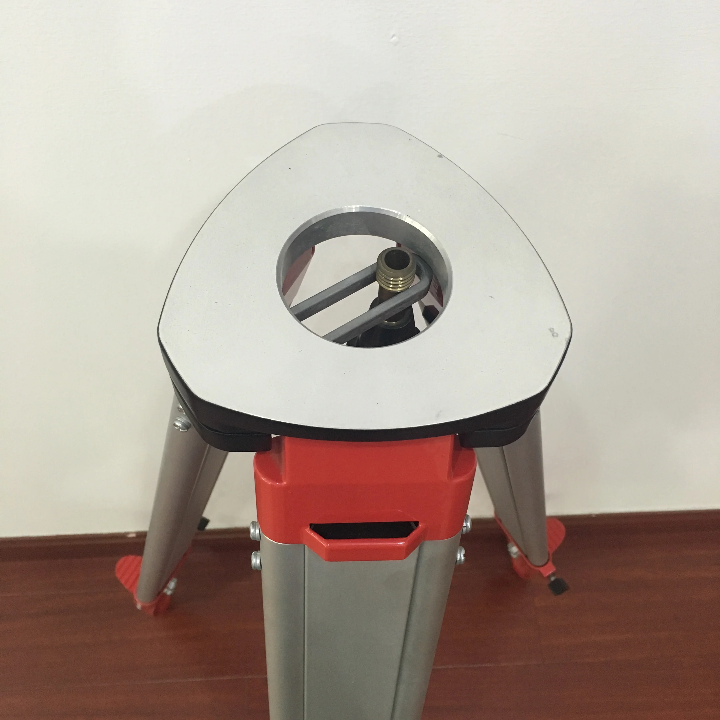 LEICA GST103 Aluminum Tripod for Total Station Surveying Accessories Surveying Tripod tripod aluminum