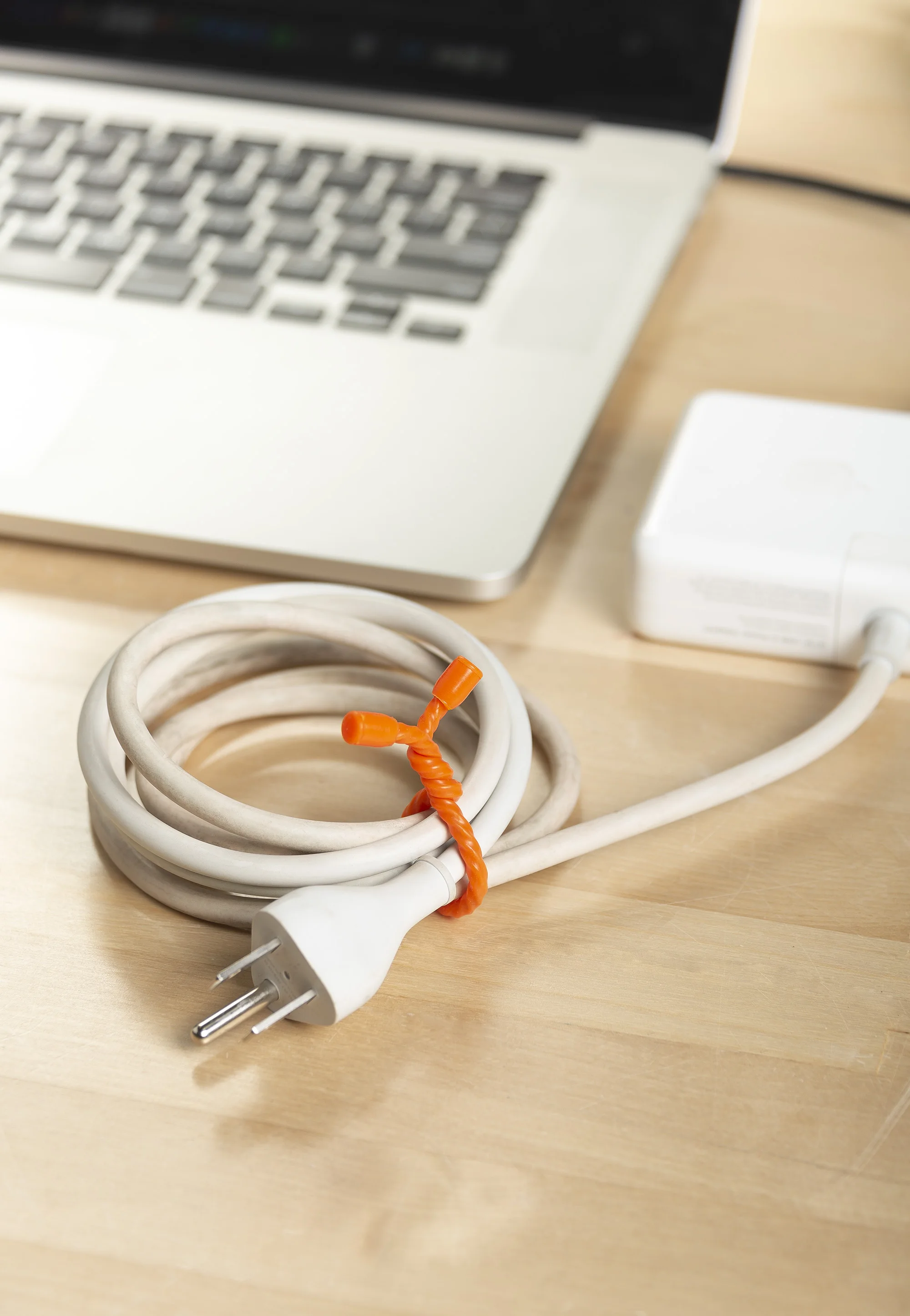 12-Inch Reusable Silicone Cable Ties Heavy-Duty Rubber Twist Ties Cord Management Organizer for Securing and Wrapping cables