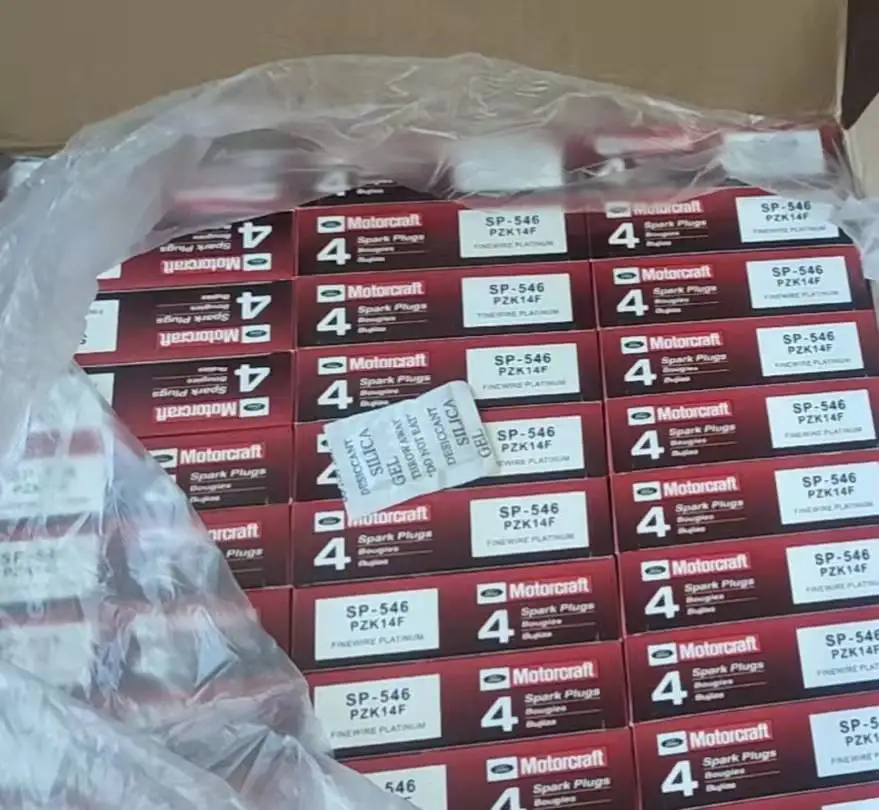 Ford pickup spark plug PZH-14-F PZH14F SP-515 SP-515 SP-546