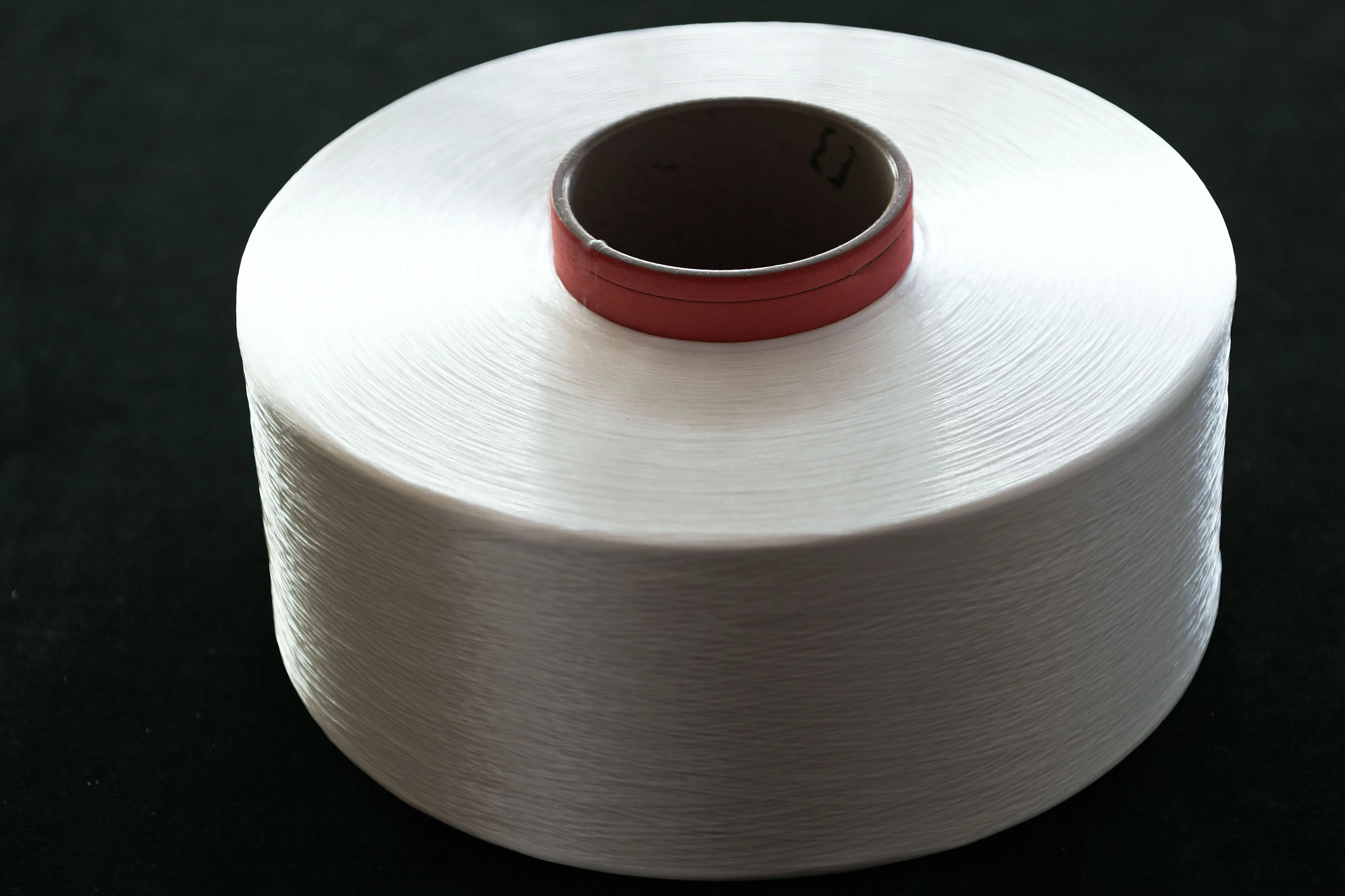 High Strength Nylon 66 Yarn 840D White Colour high tenacity TPM Z60 Twisting Industry Yarn