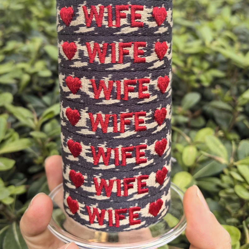 WIFE WIFEY Bride Tribe Team Wedding Supplies Wedding Heart Embroidery Logo textile Letters Charm Woven Fabric Bracelet