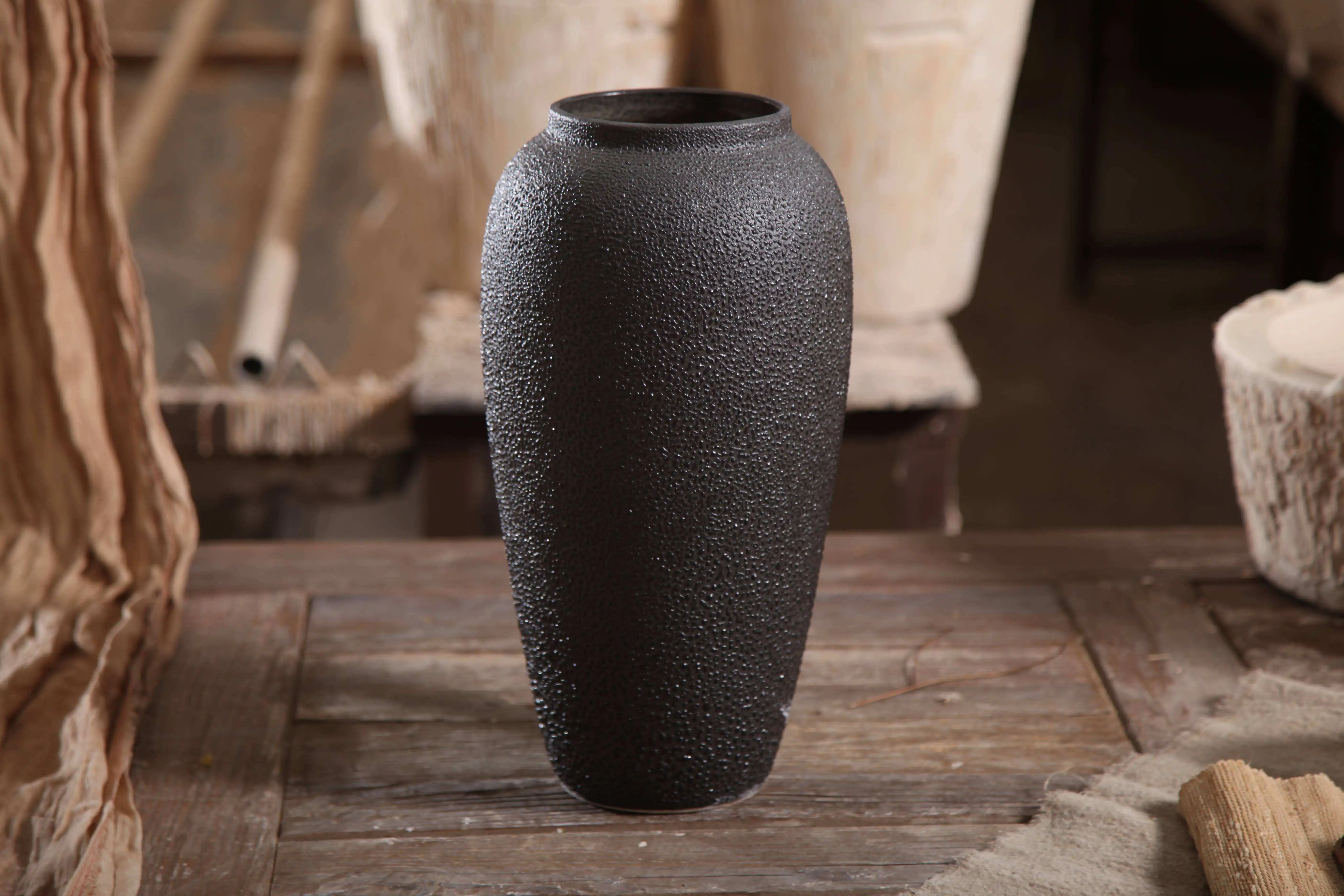 Wholesale Farmhouse Living Room Home Decoration Big Floor Vintage Antique Ceramic Vase