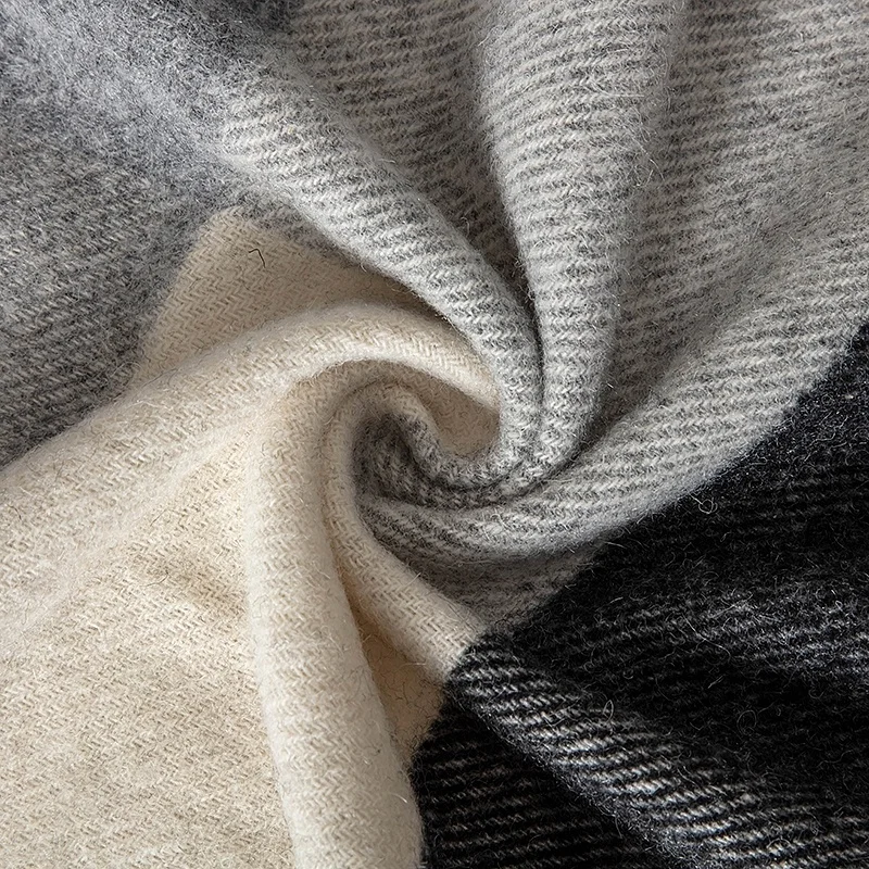 LUXURY SUPER SOFT WARM WOOL ACRYLIC BLEND PLAID THROW WITH FRINGED ENDS