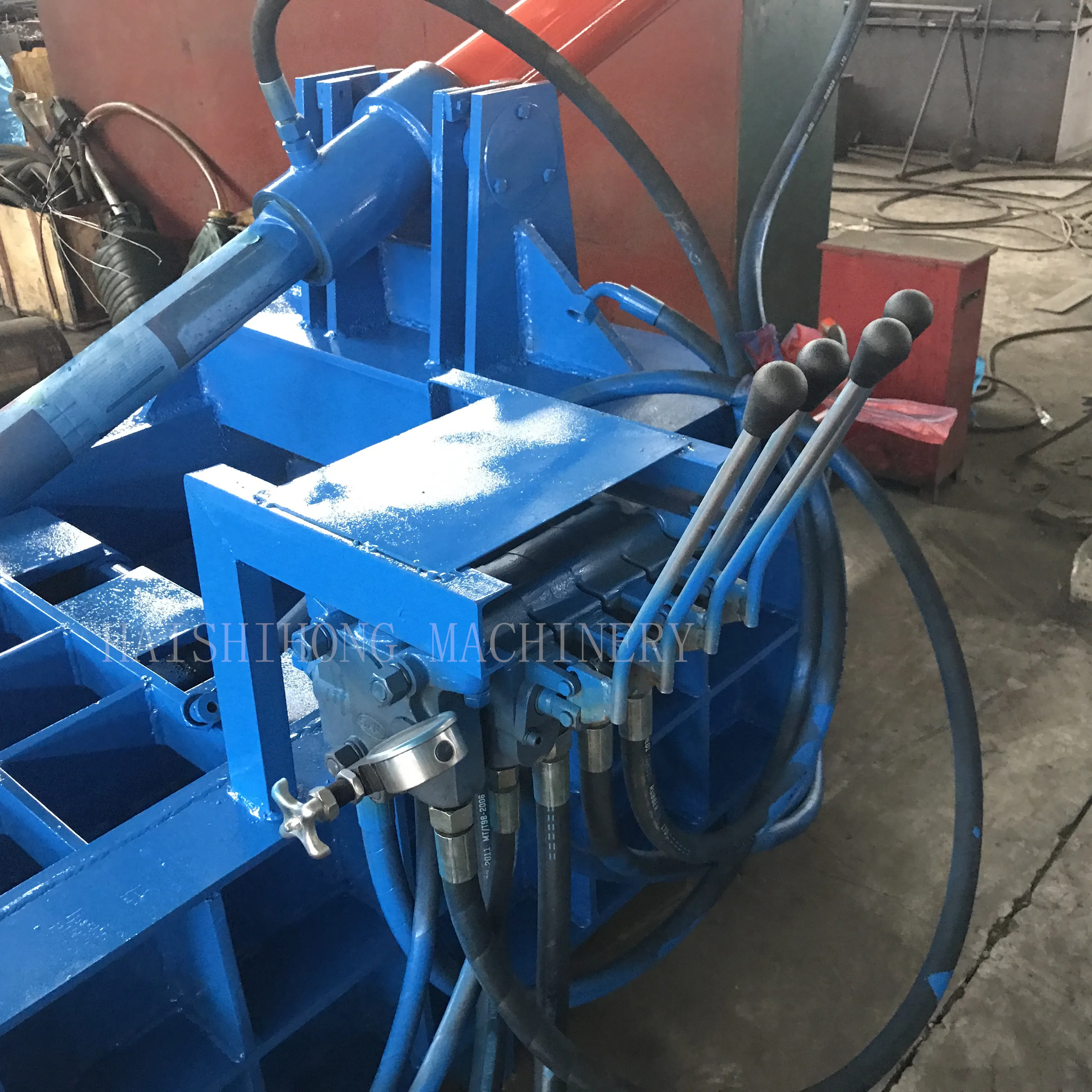 Hot Selling Scrap Metal Baler Machine Scrap Compactor 250 tons Hydraulic Baling Press Machine