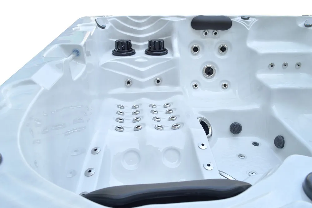 Outdoor 5 person Freestanding Massage Hot Tub Spa With LED Light