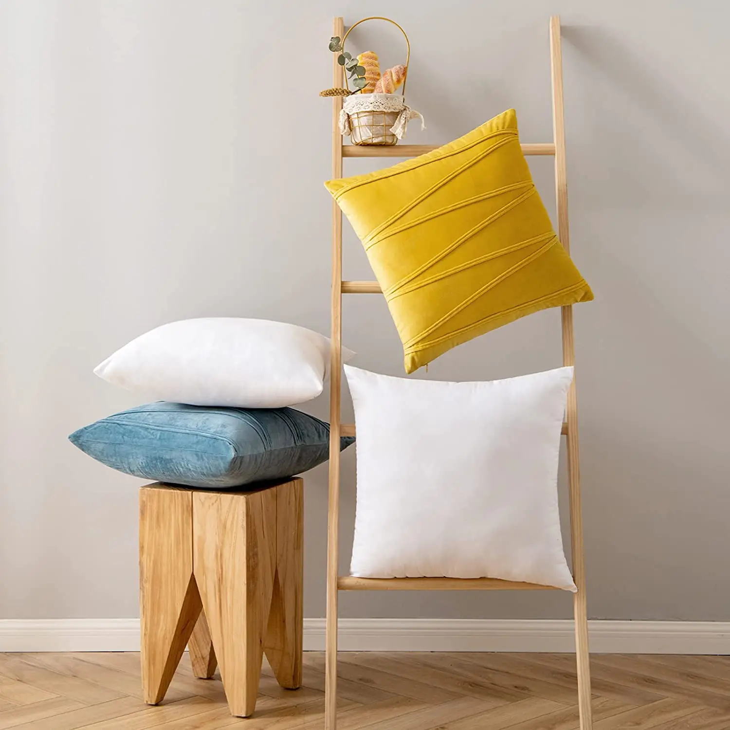 60*60 White Duck Feather 4-6cm Cushions Pillow Insert Manufactures White Duck Feather Cushion for Body Back