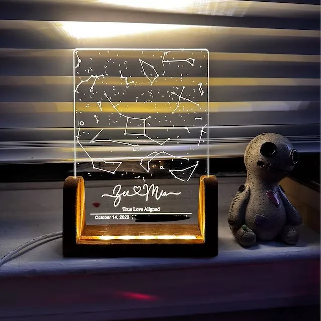 Hot sale LED Etsy 3d creatives acrylic note board rewrirable Gift Home decor night light starmap with Wooden Base usb power Lamp