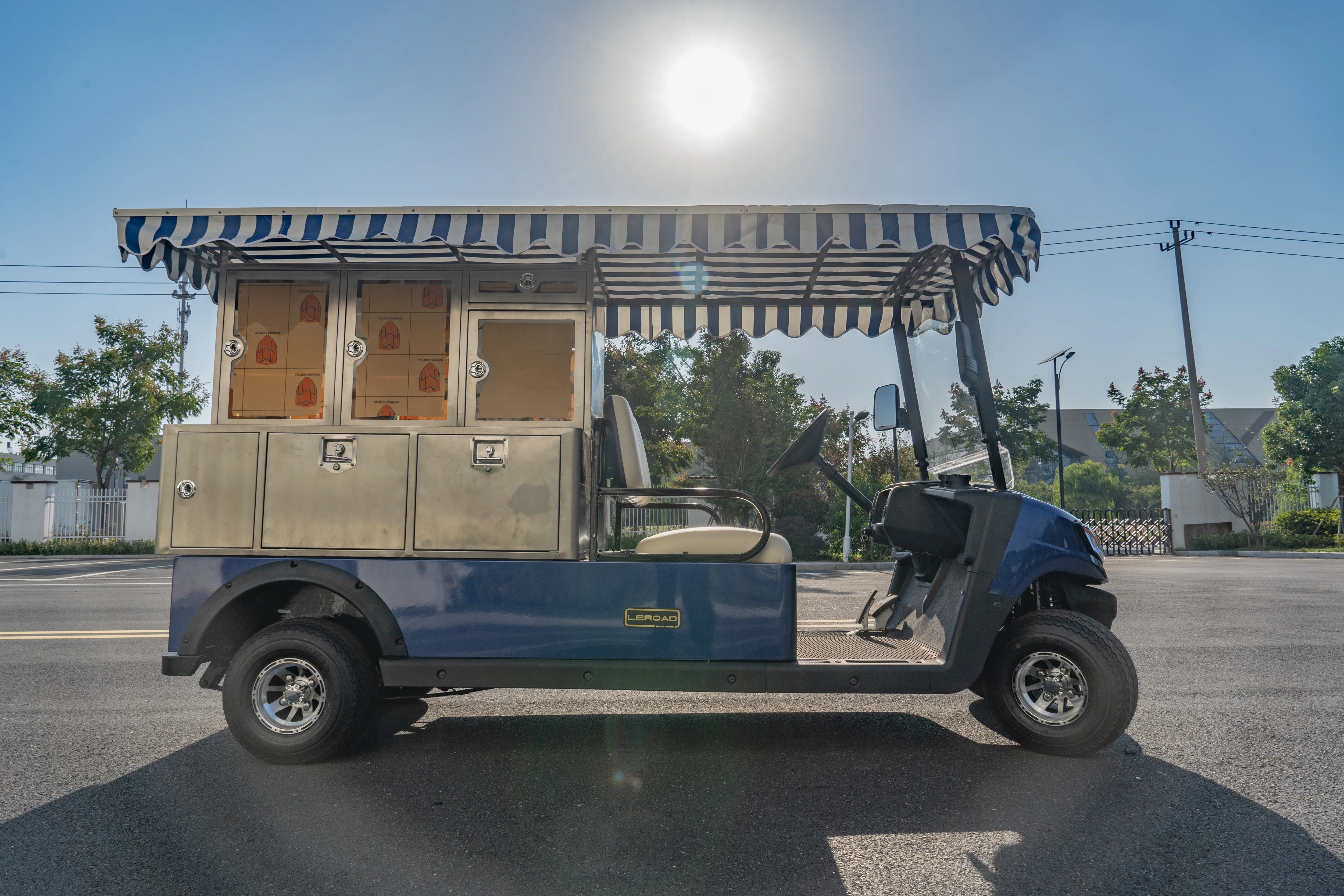 LEROAD NEW Type Shuttle2 Servicing Car Mobile Serving Durable Utility Vehicle 2 Seats Electric Vending Car