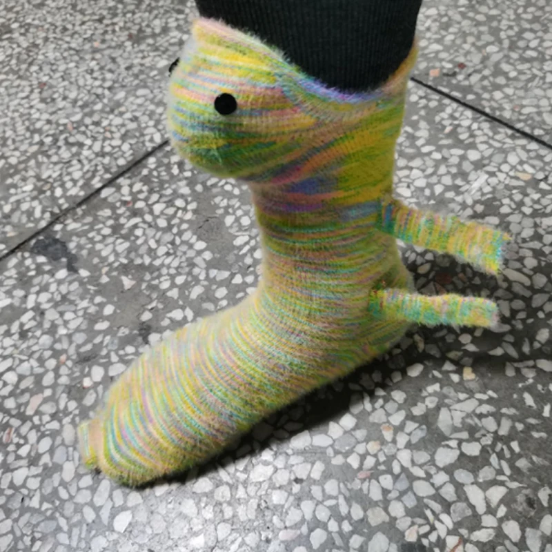 Spot indoor knitted crocodile sock designer animal home slipper socks Fashion cartoon medium tube floor funny socks