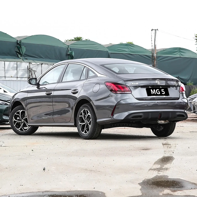 Used MG5 2023 cars for sale fuel adult new Chinese brand cars cheap price quality assurance