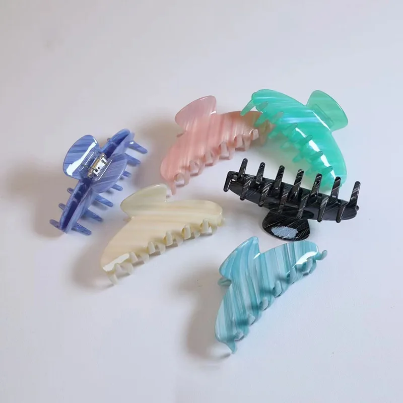 Custom 2022 high quality cellulose acetate 10cm hair clips claw striped thick hair clip claws for women