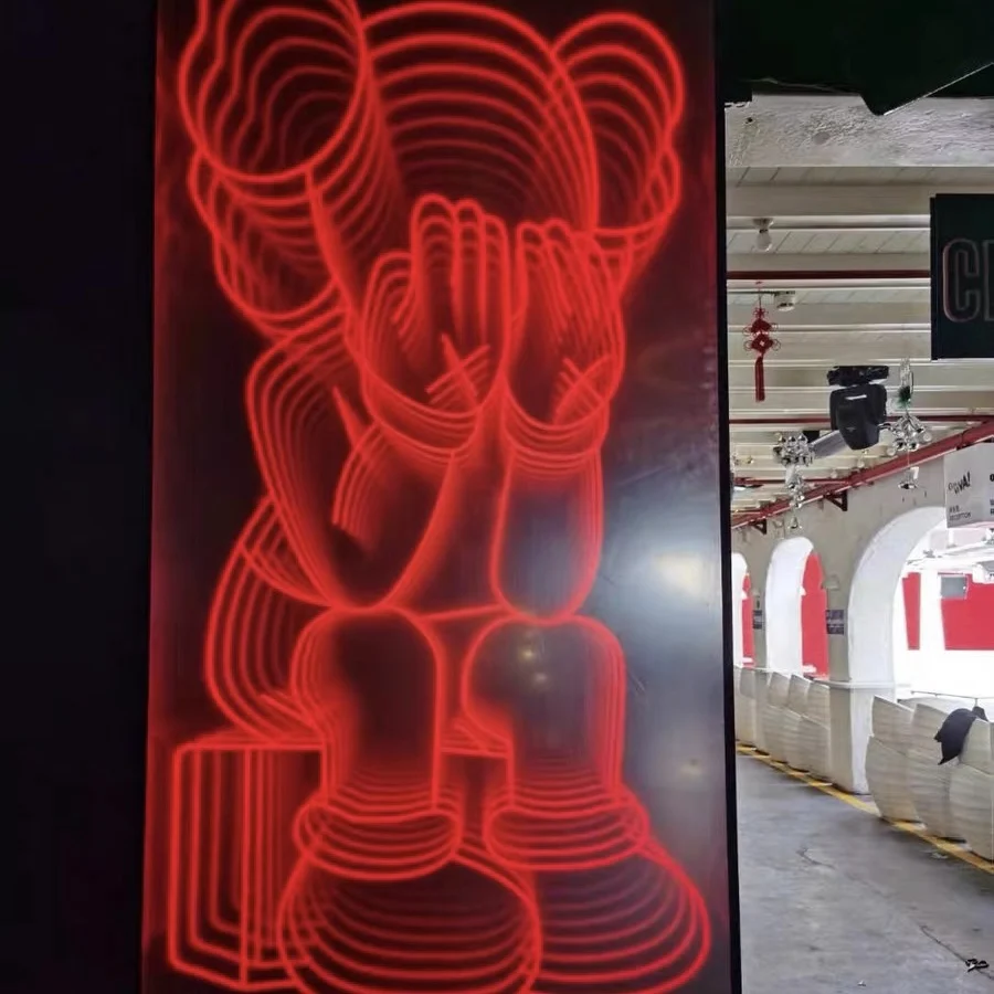 Китайская Фабрика изготовленная на заказ серия KAWS Бесконечность акриловая нержавеющая сталь неоновые огни