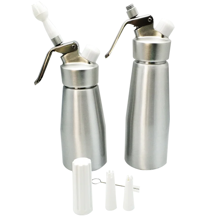 Wholesale Custom Kitchen Dessert Tool 250Ml Aluminium Professional  Whipped Cream Dispenser With Tips Nozzles