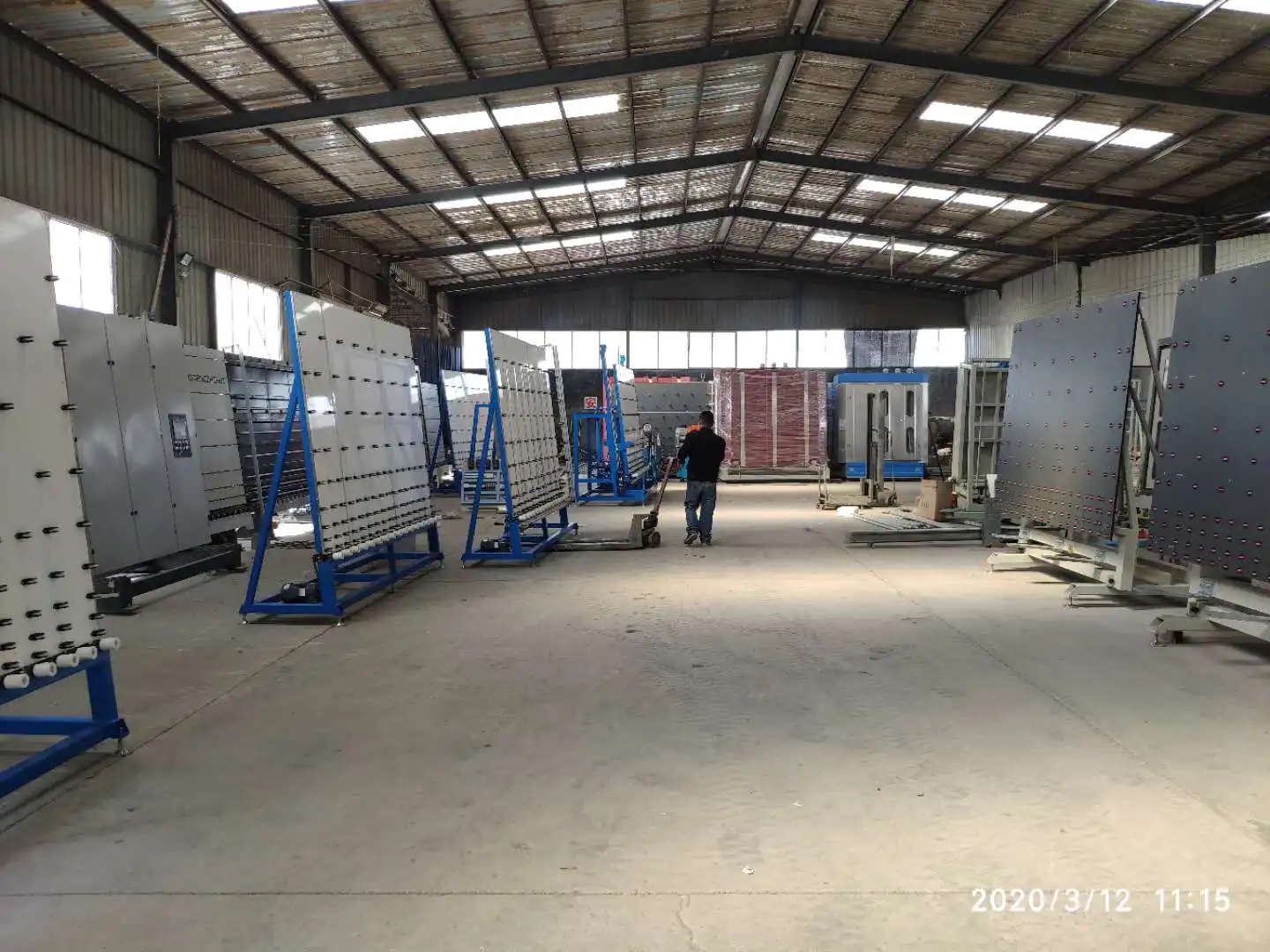 Professional hotmelt insulating glass machine vertical automatic insulating glass machineryinsulating glass production line