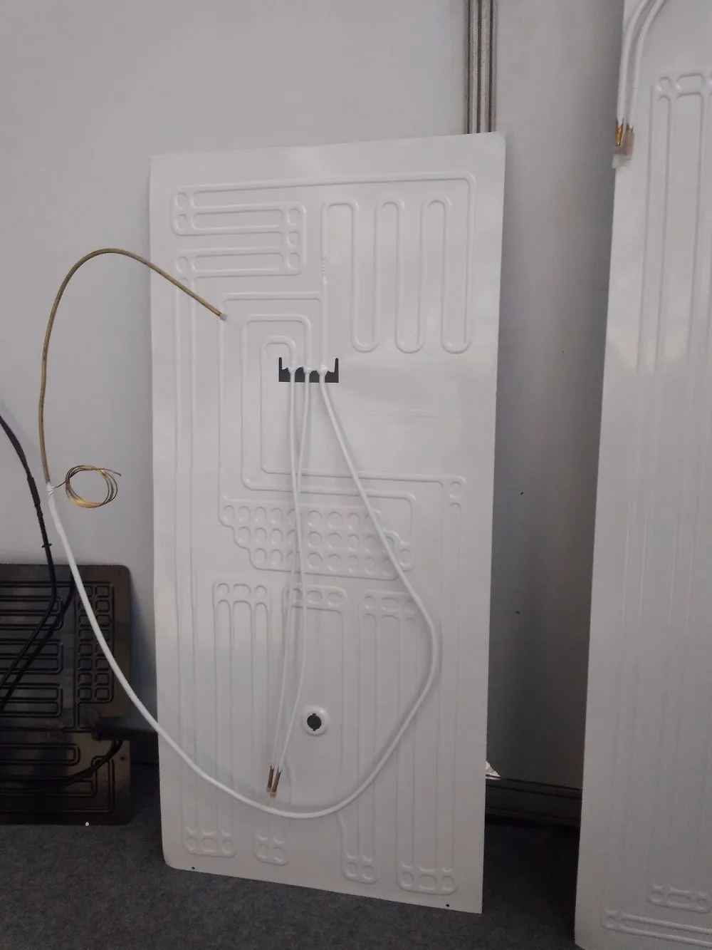 Trade price Roll Bond Evaporator with painting and Tubes in Refrigerator