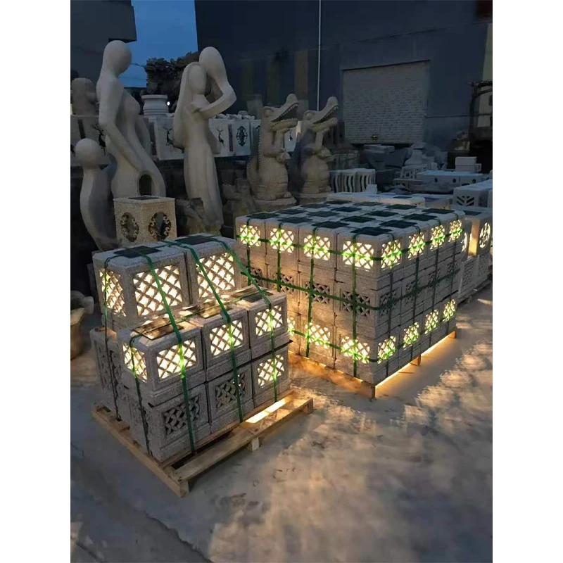 Japanese Style Deer Stone Carving Solar Lantern Light Lamp Pagoda Garden Stone LED Lantern for Outdoor Landscaping Decoration