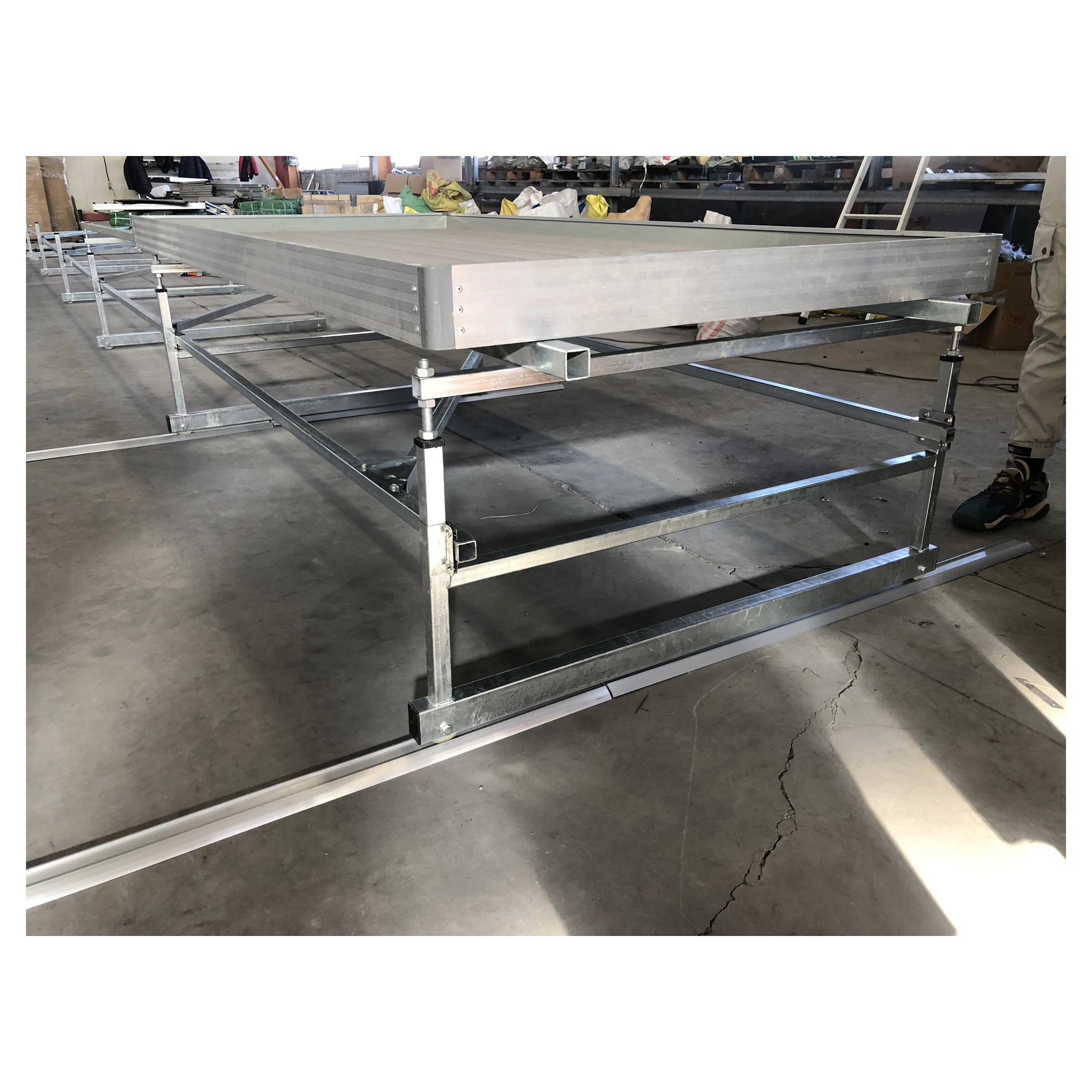 High Quality Ebb And Flow Plant Growing Indoor Rolling Vertical Grow Racks