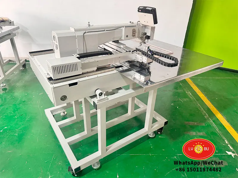 LVBU-6040G computer sewing machine is used for the automatic sewing handle of the bag non-woven fabric machine