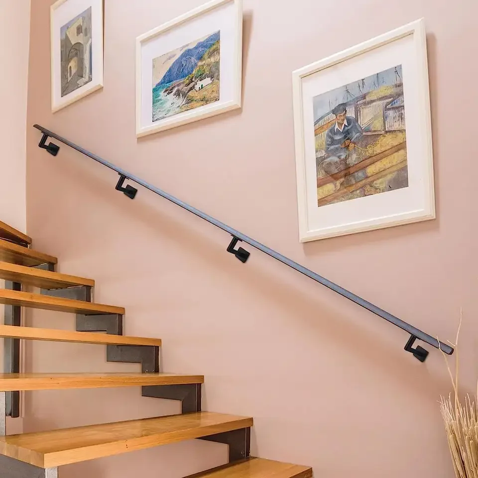 Factory Customized Metal Handrail Brackets Staircase Stair Railing Brackets with Screws