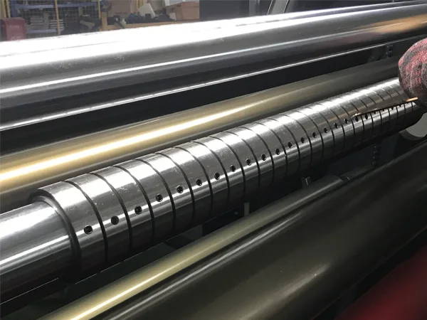 Paper Slitter Rewinder Machine For Making Bottom Rolls Feeding Into Paper Cups Forming Machine With Lifter For Unloading