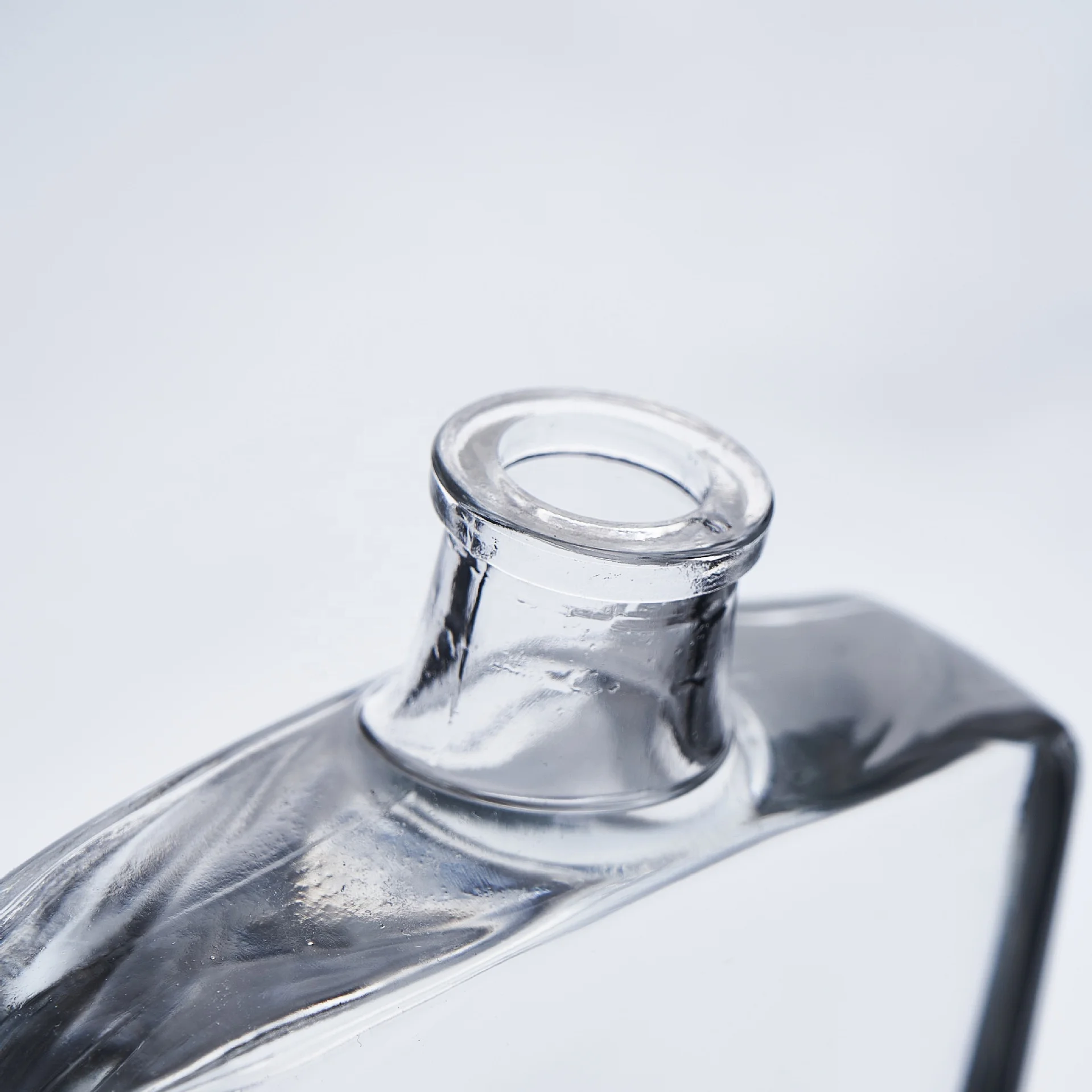 12oz square 345ml luxury brandy vodka tequila use liquor spirits glass bottle beverage drinking with bamboo cork screw cap