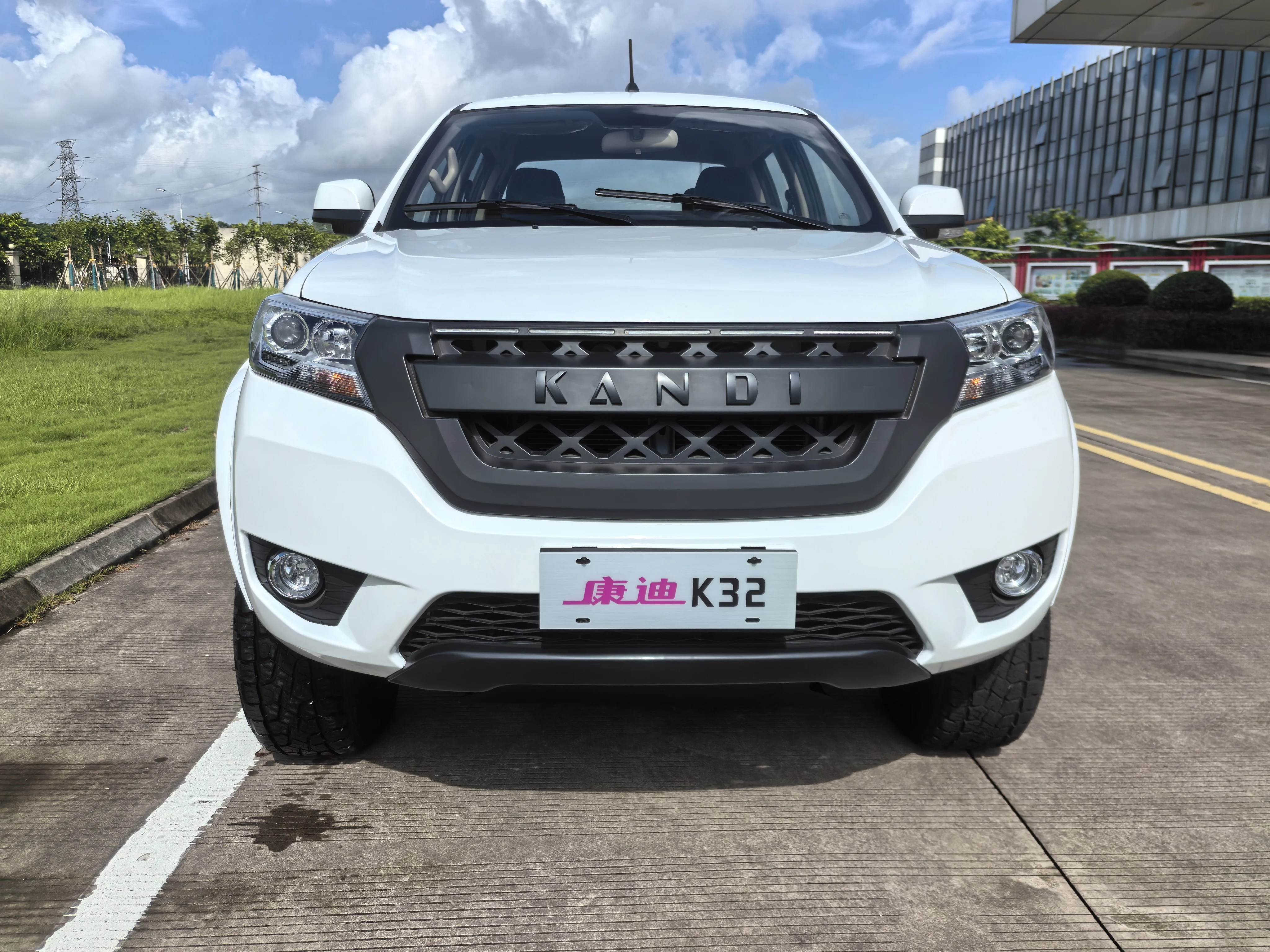 21kw off road electric pickup trucks EPS new energy truck lithium battery 4WD transport truck 5 people 4*4 car