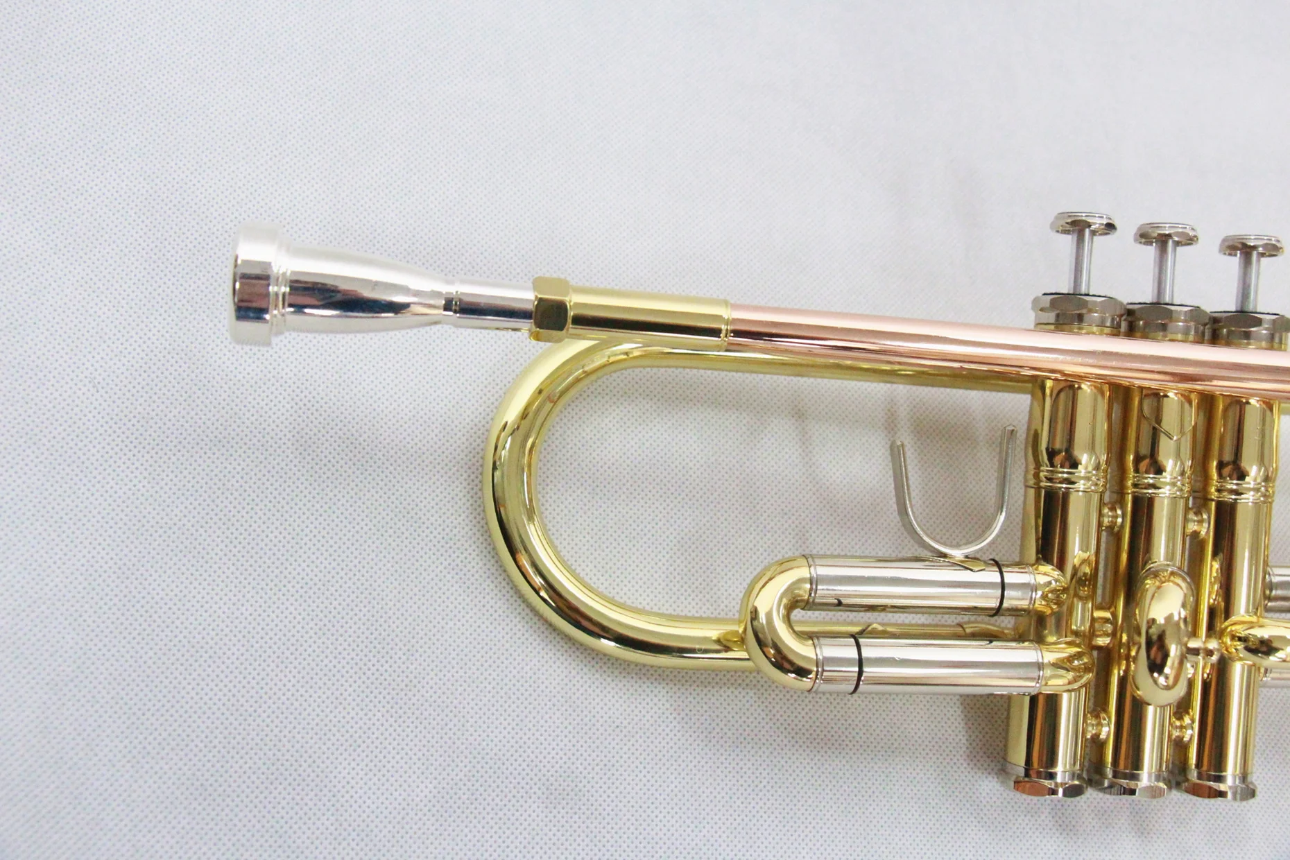 High end famous trumpet bach copy trumpet professional with high cost performance economical high end gold lacquer trumpet