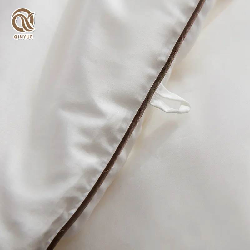 Colling Soft Luxury Solid Color Handmade Summer Duvet King Queen Twin Size Cotton Shell Silk Filled  Duvet Set