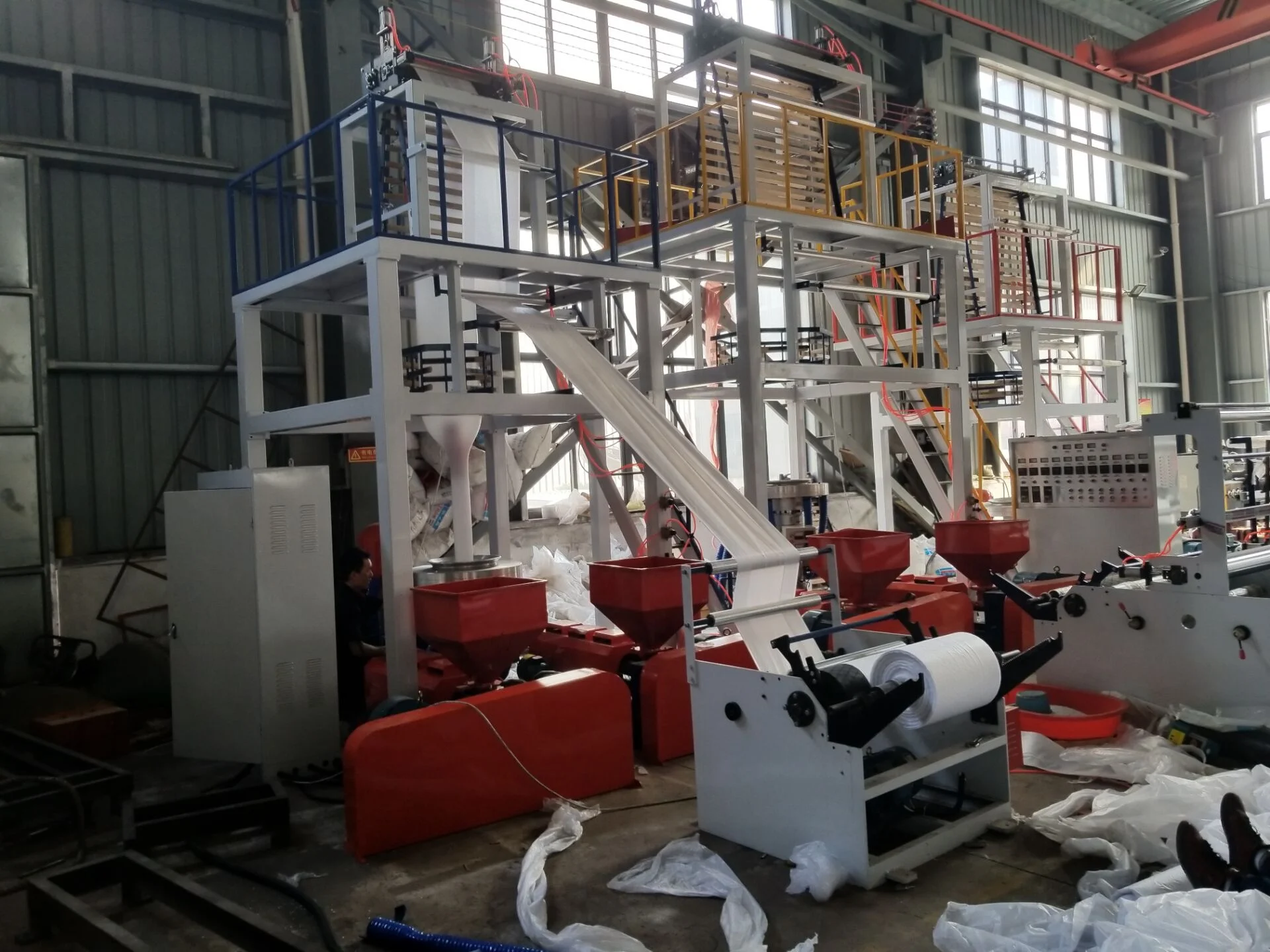 Guaranteed Quality Proper Price Italian Pe Pvc Cling Lab Film Blowing Machine