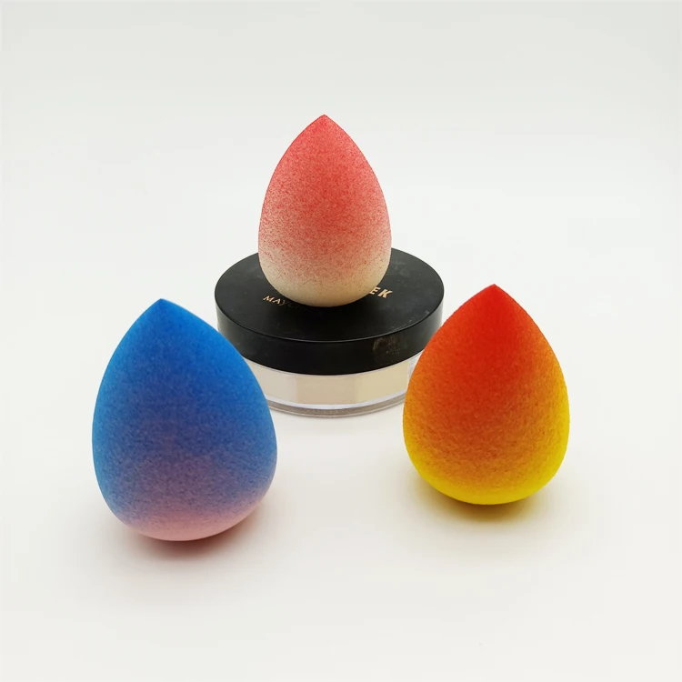 2021 Top Seller Gradient Color Makeup Foundation Sponge Multifunctional Teardrop/waterdrop Makeup Sponge Puff Face Sponge