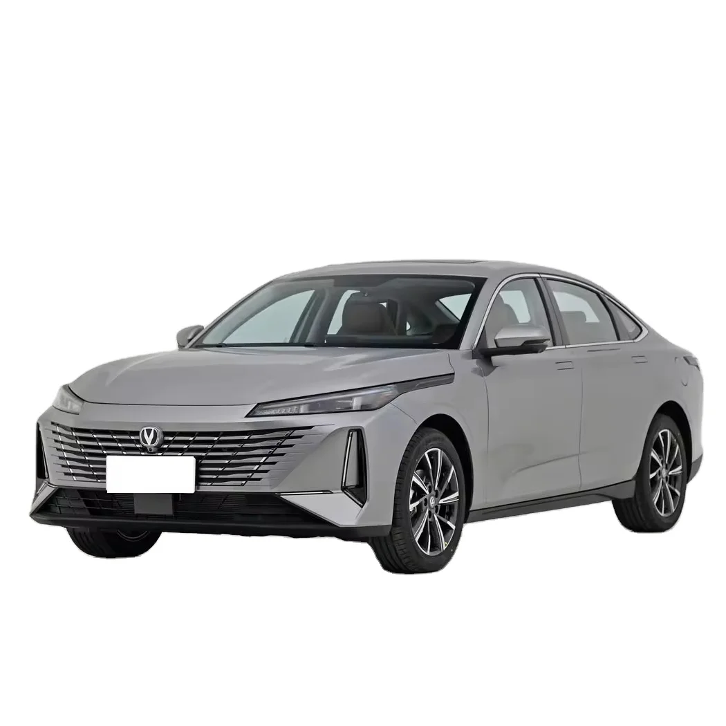 2020 Китай changan eado Подержанный автомобиль yidong 1 4 т 158 лошадиных сил бензиновый компактный сделано в Китае