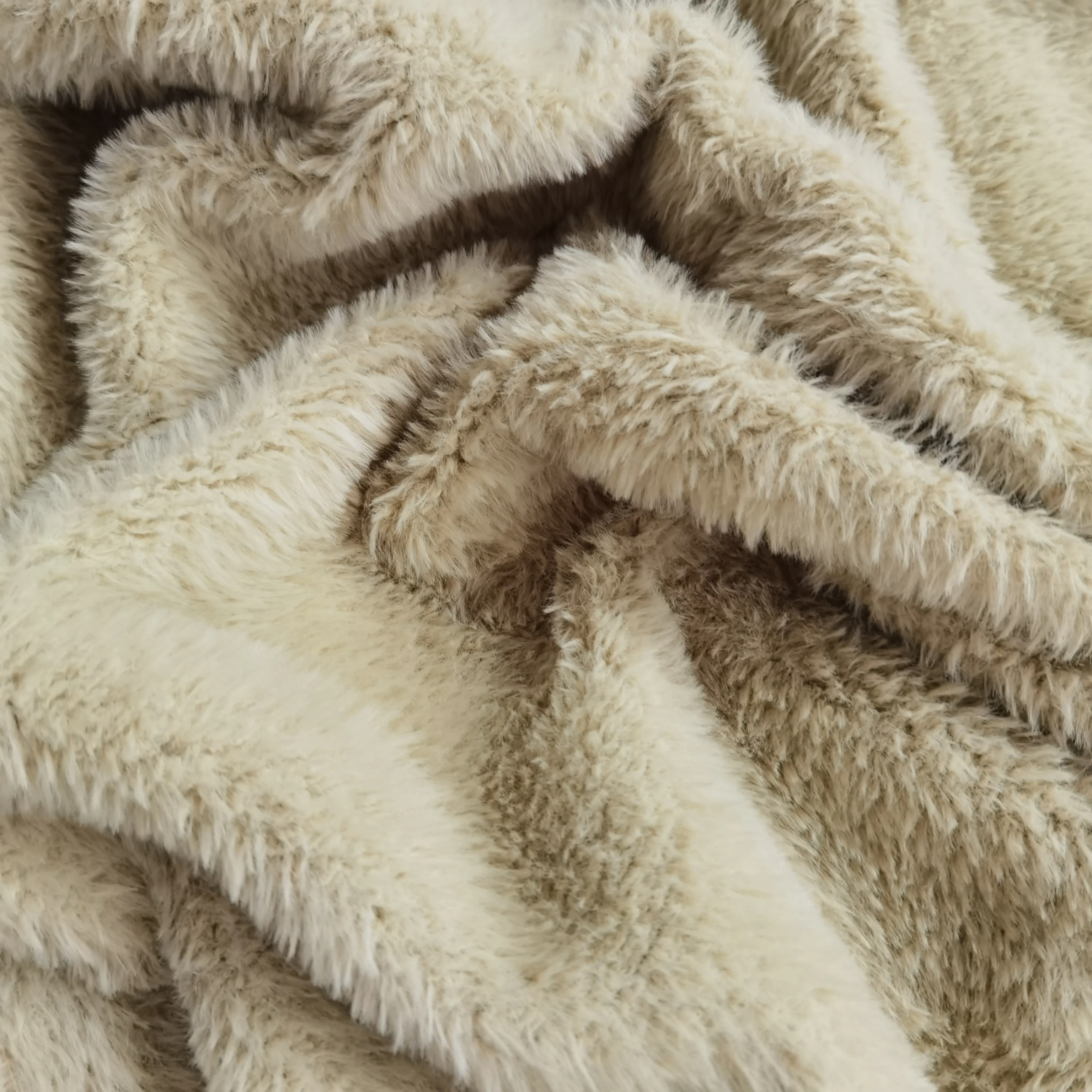 China cheap 100% polyester fake fur sofa fabric material patterned plush hometextile velvet fabric