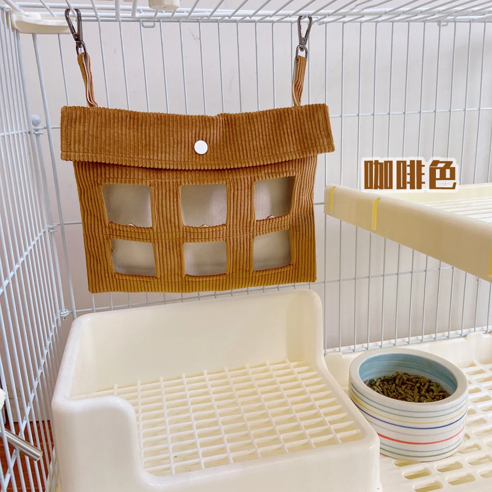 Wholesale Hanging rabbit hay feeder bag for Chinchilla Hamsters and Small Animals