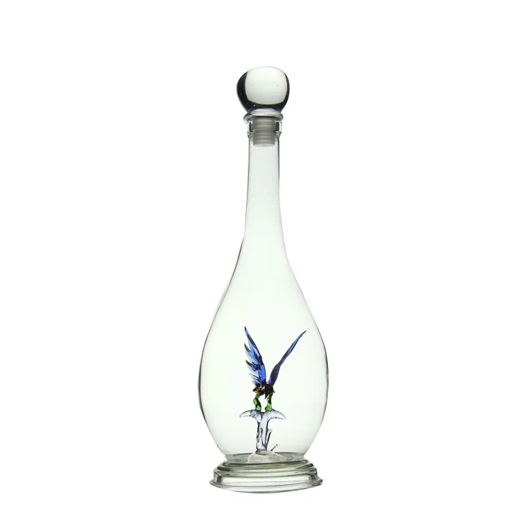Wholesale Handmade whiskey eagle bottles customized glass whiskey bottles for the vodka whiskey bottle