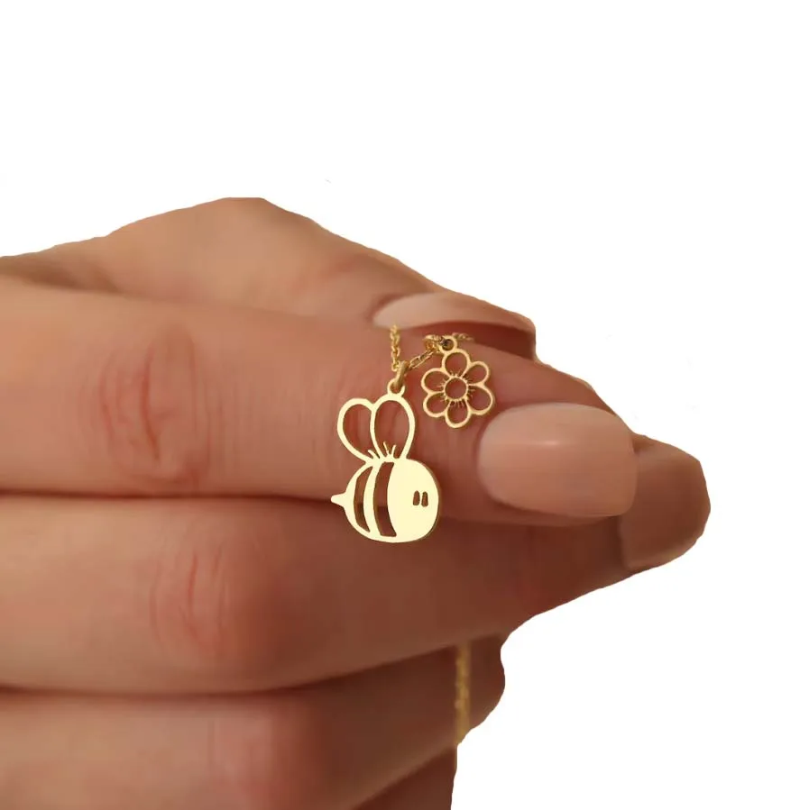 Custom Stainless steel Jewelry Fashion Trends Cute Bee Necklace 18K Gold Flower Necklace Graduation Gifts for teen girls