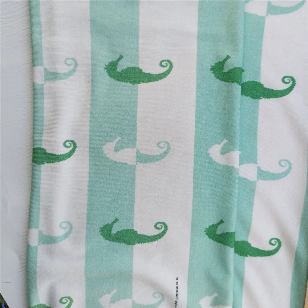 Оптовая продажа 100% вискозная ткань с маленьким цветочным принтом для рубашек и платьев