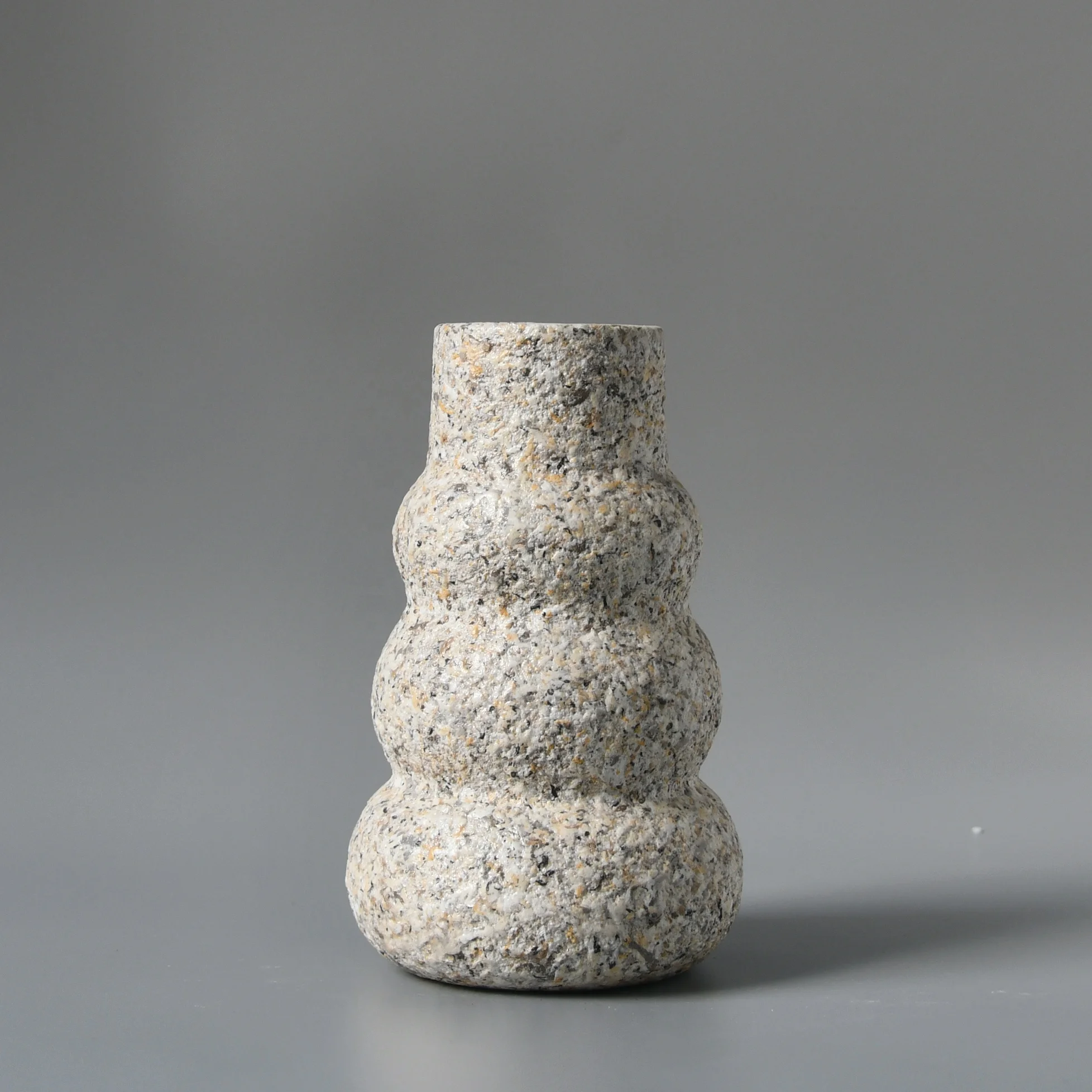 Home decoration beige marble stone flower vase Grade Finely Polished Stone White Vase Marble White Flower Cone Vase